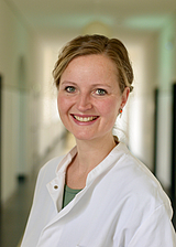 Dr. Annika Haas