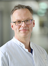 Dr. Thomas Birken